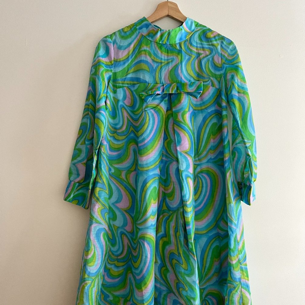 1960s-70s Mini Dress | True Vintage Groovy Retro Print Dress